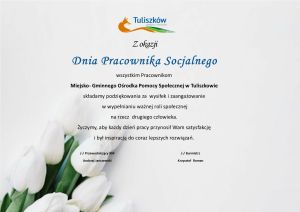 tekst życzeń, białe kwiatydzień pracownika socjalnego 2023