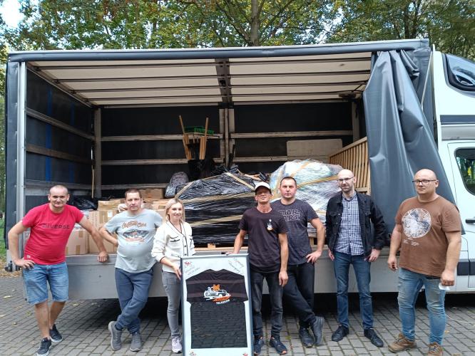 Kolejny transport dla powodzian trafił na Dolny Śląsk.