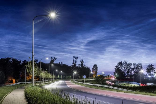 Wybrano najkorzystniejsze oferty na Budowę oświetlenia drogowego w miejscowościach Piętno i Wielopole, Wymysłów i Zadworna, Ogorzelczyn ( Budki, Wypychów) oraz Sarbicko.